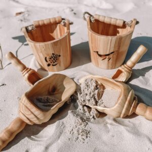 Wooden Buckets, Scoops and Shovels Early Learning Centre Kit - Turtle design only available